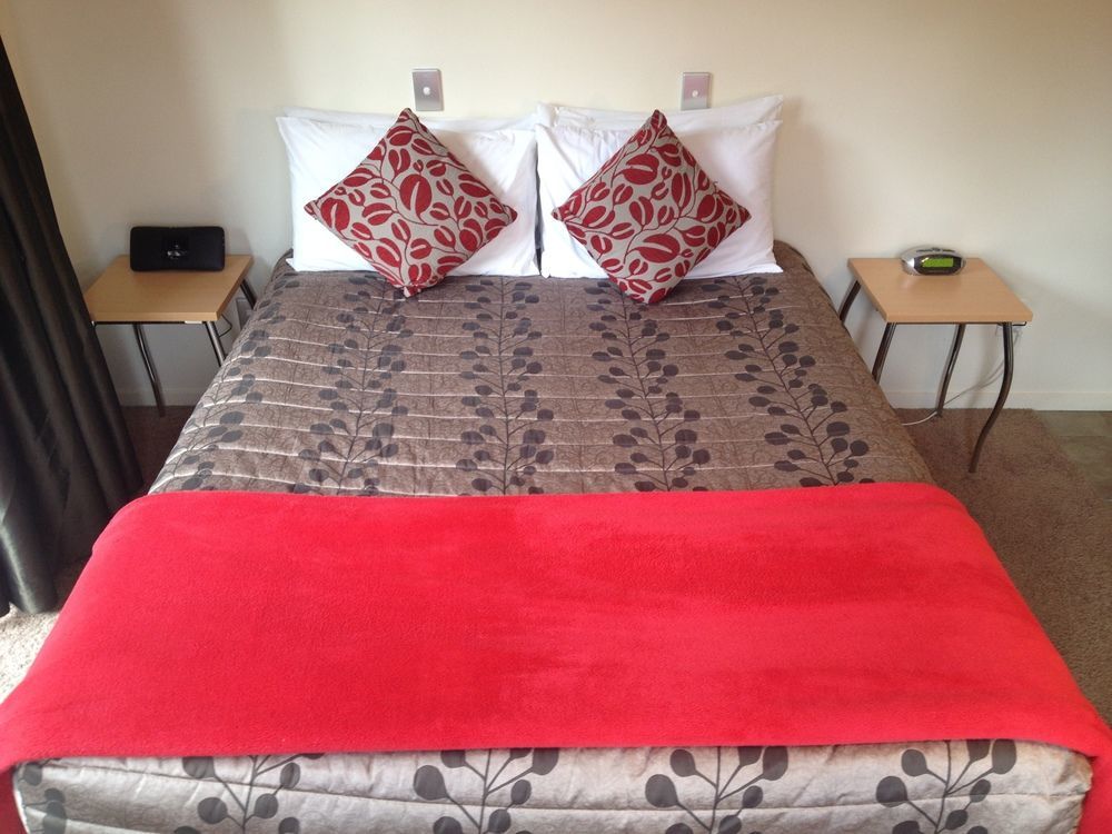 La Rochelle Motel Akaroa Bagian luar foto