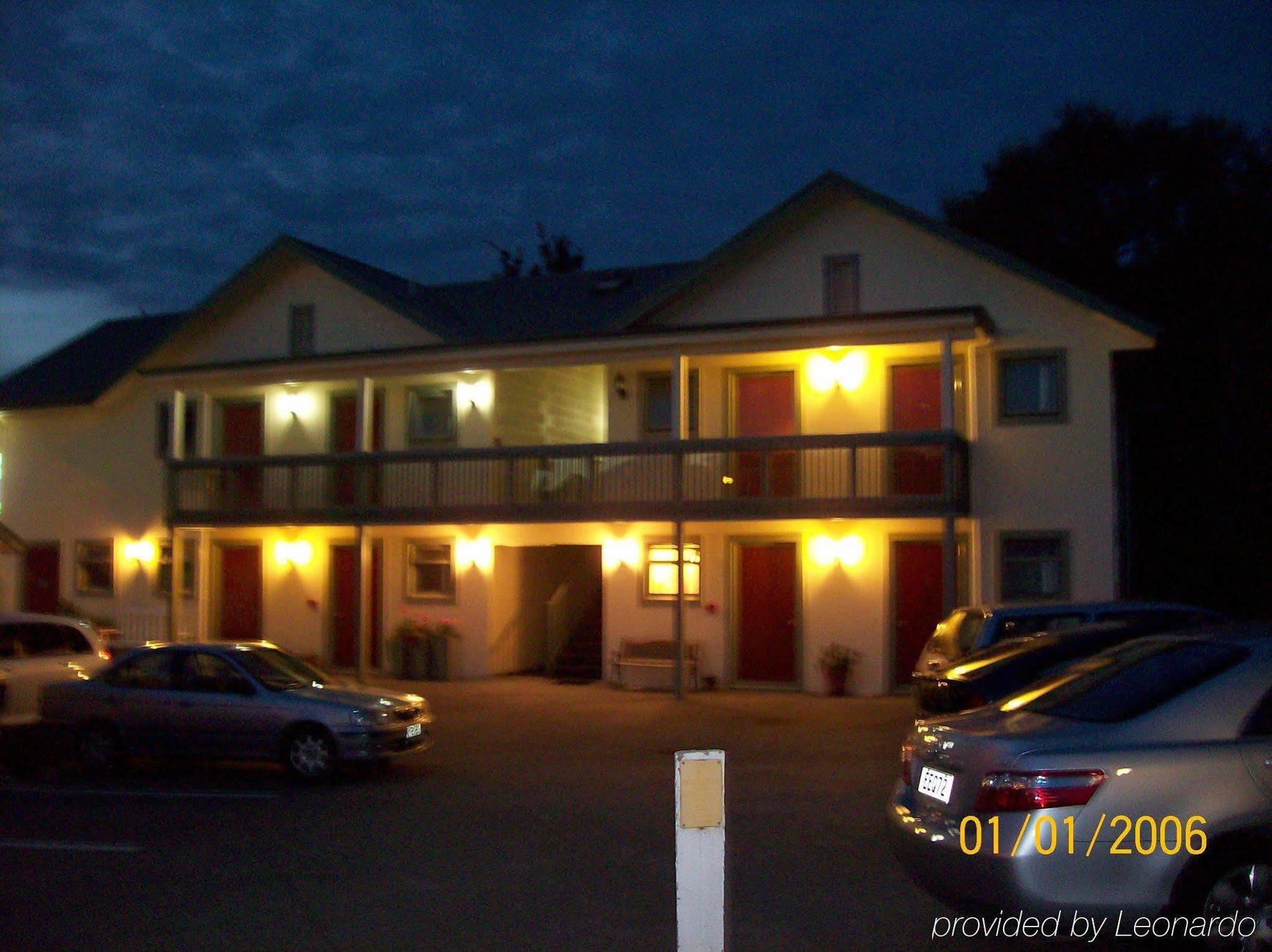 La Rochelle Motel Akaroa Bagian luar foto